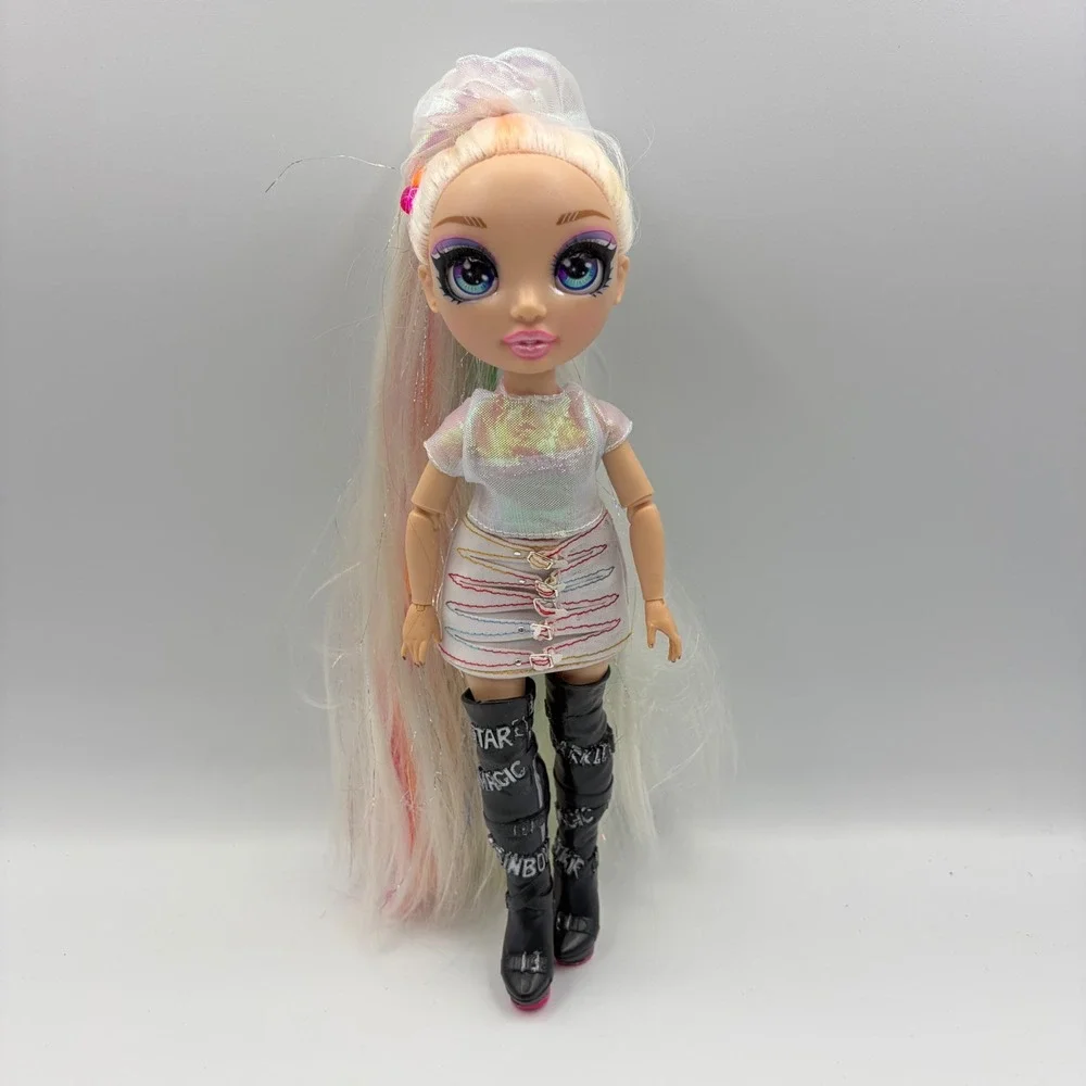Rainbow High Amaya Raine Fashion Doll Rainbow Hair Iridescent Outfit Black Boots